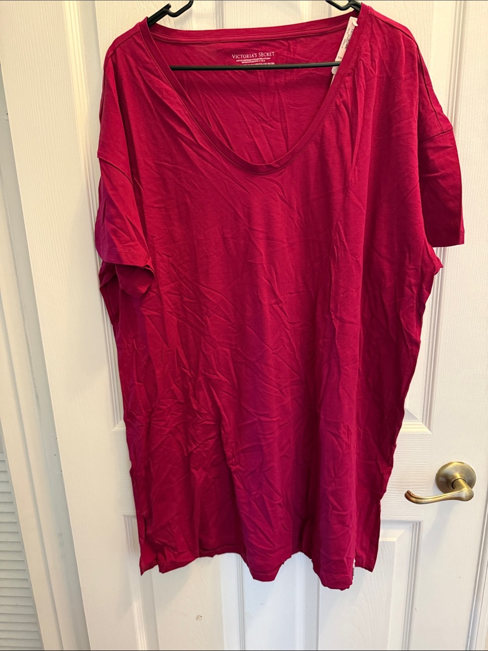 Victoria's Secret Plus Size Relaxed V-Neck Tee in Fuchsia